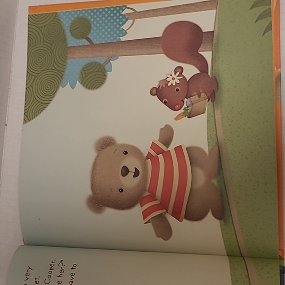 Pair of Adorable Childs Books - Picture 7 of 16
